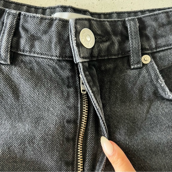 Zara Shorts - Picture 5 of 8